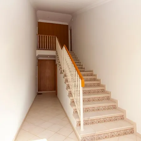 B08 - Boavista Golf Apartment In Lagos *