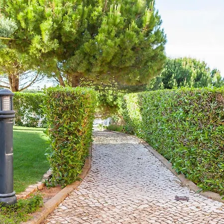 B08 - Boavista Golf Apartment In Lagos *