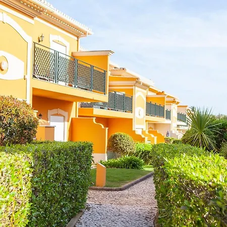 Apartment B08 - Boavista Golf Apartment In Lagos *