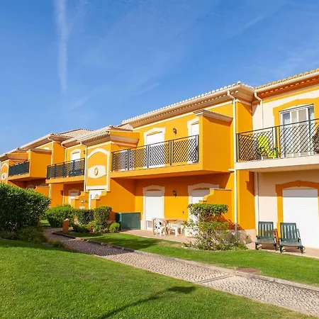 B08 - Boavista Golf Apartment In Lagos Lagos